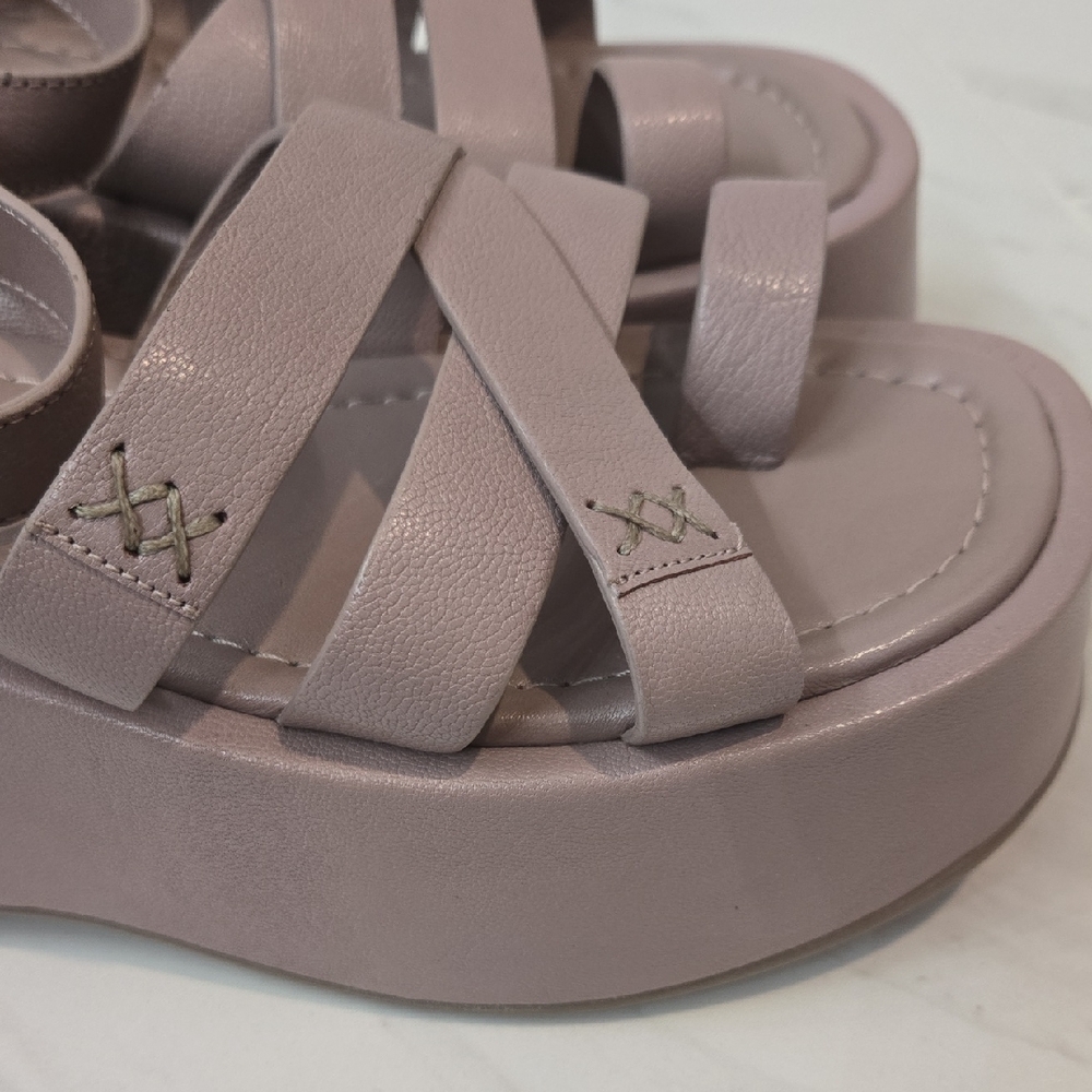 Free People Mauve Platform Sandals - Picture 2 of 6